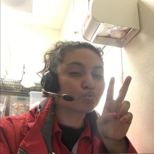 Meet your Posher, Esteffanie